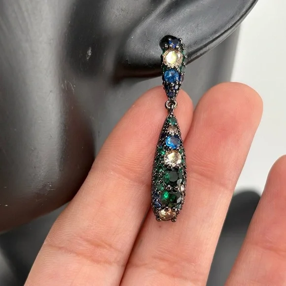 Elegant Multicolor Crystal Drop Earrings ✨ - Picture 5 of 6